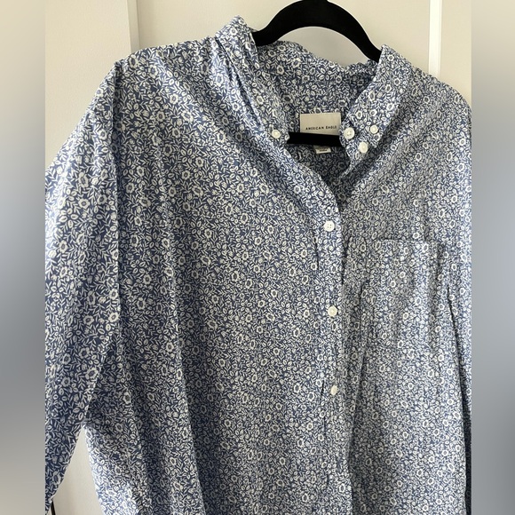 NWOT American Eagle Oversized Long-Sleeve Button-Up Shirt - Picture 2 of 4